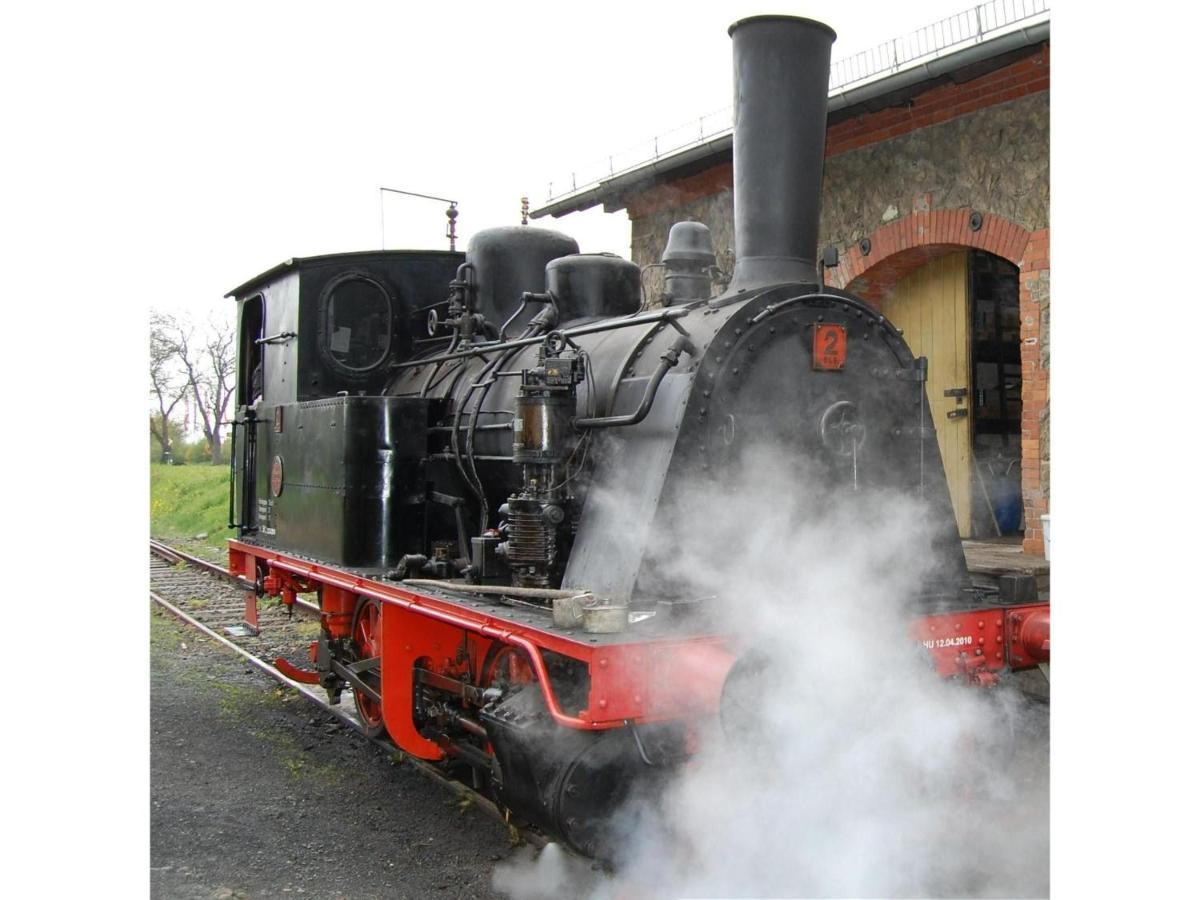 Zur Eisenbahn Apartment *